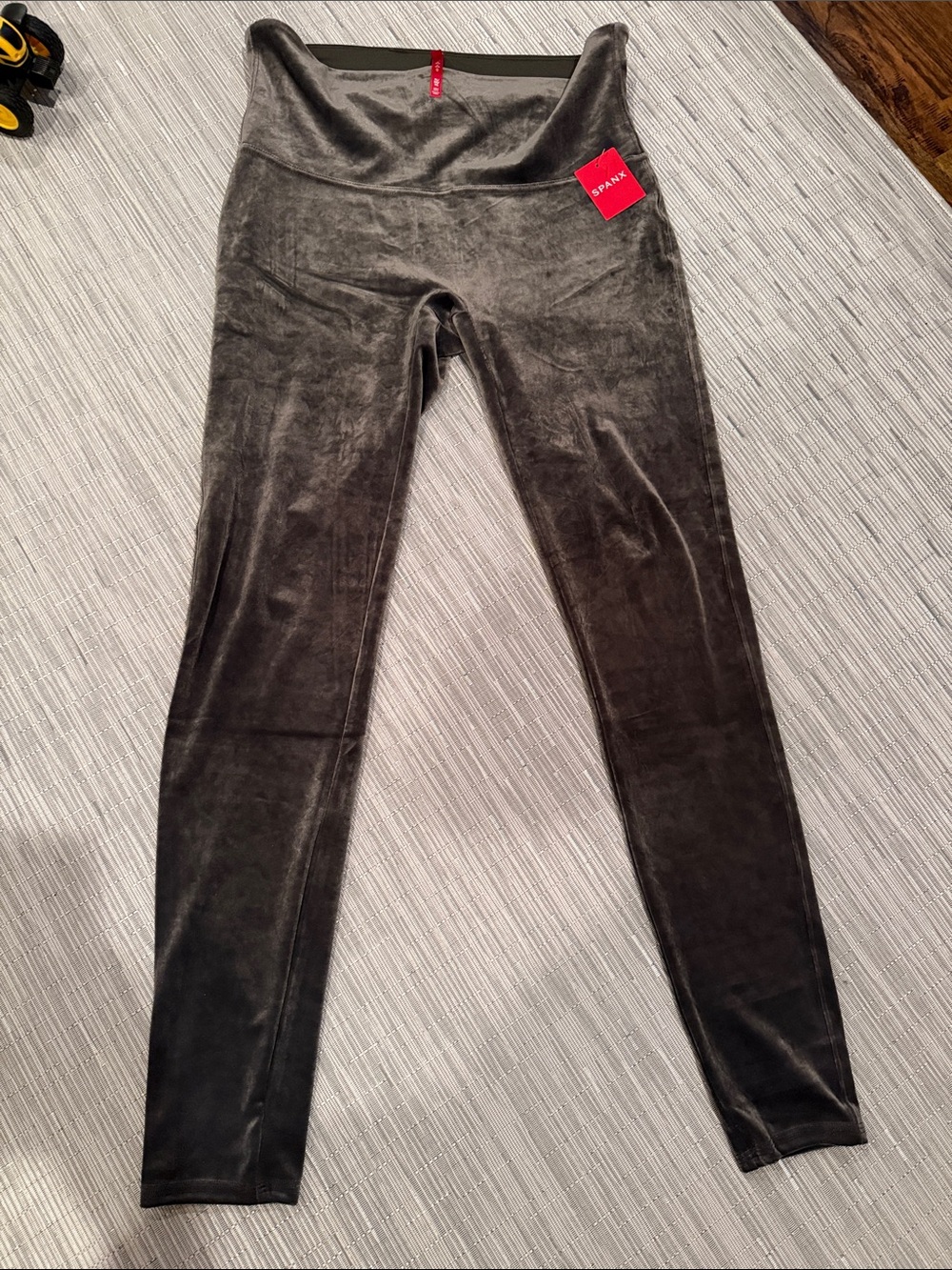 Spanx velvet leggings